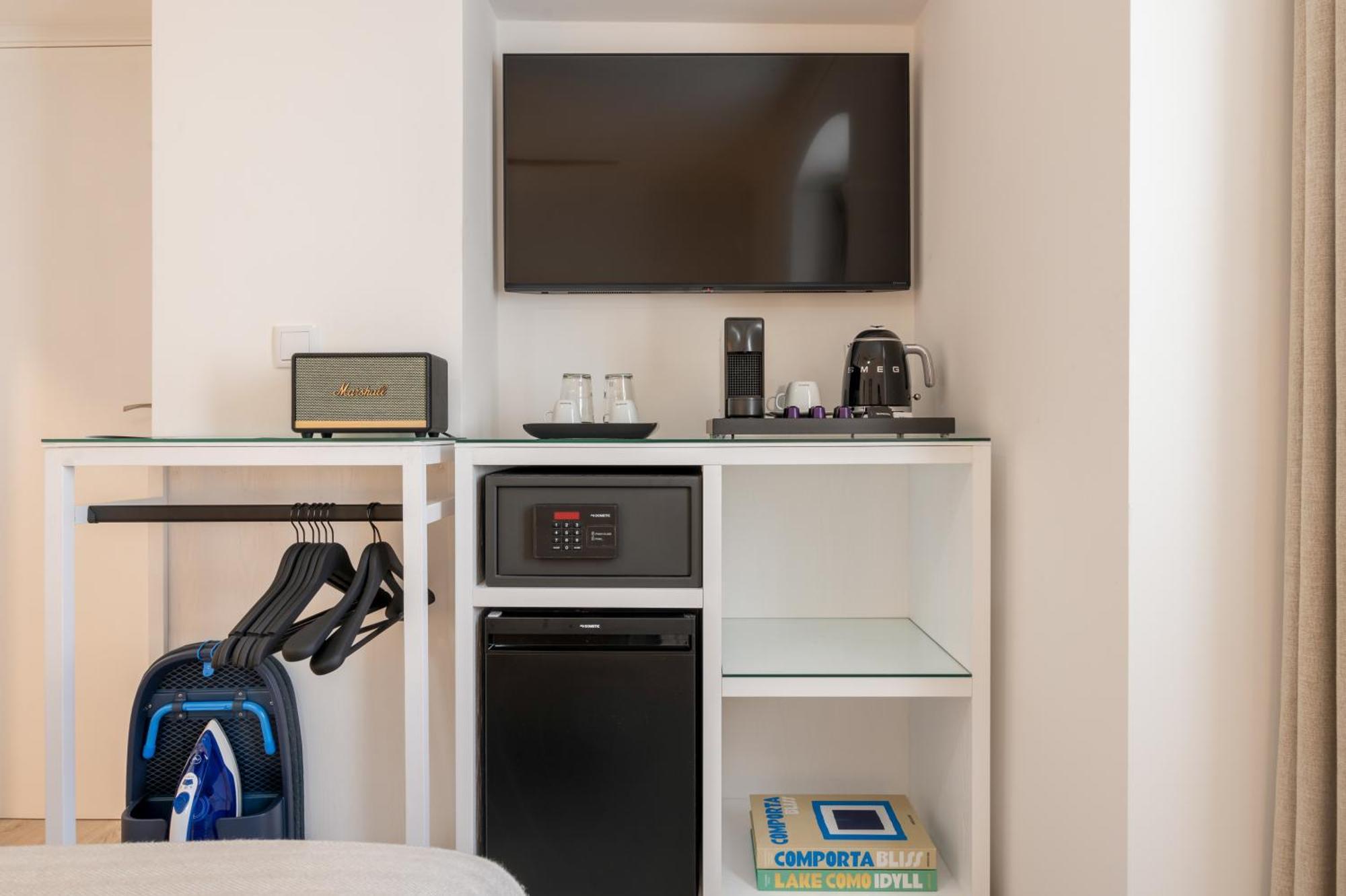 Azinheira Suites Townhouse - Alojamento Turistico (Adults Only) Элваш Экстерьер фото